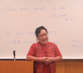 女性『英会話』サークル